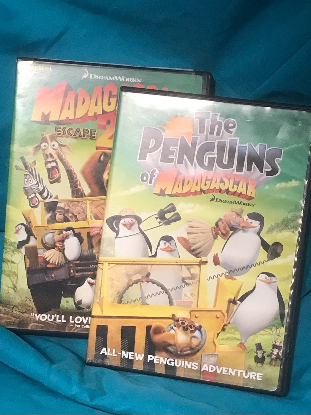 DreamWorks The Penguins of Madagascar DVD - Green & Yellow Artwork